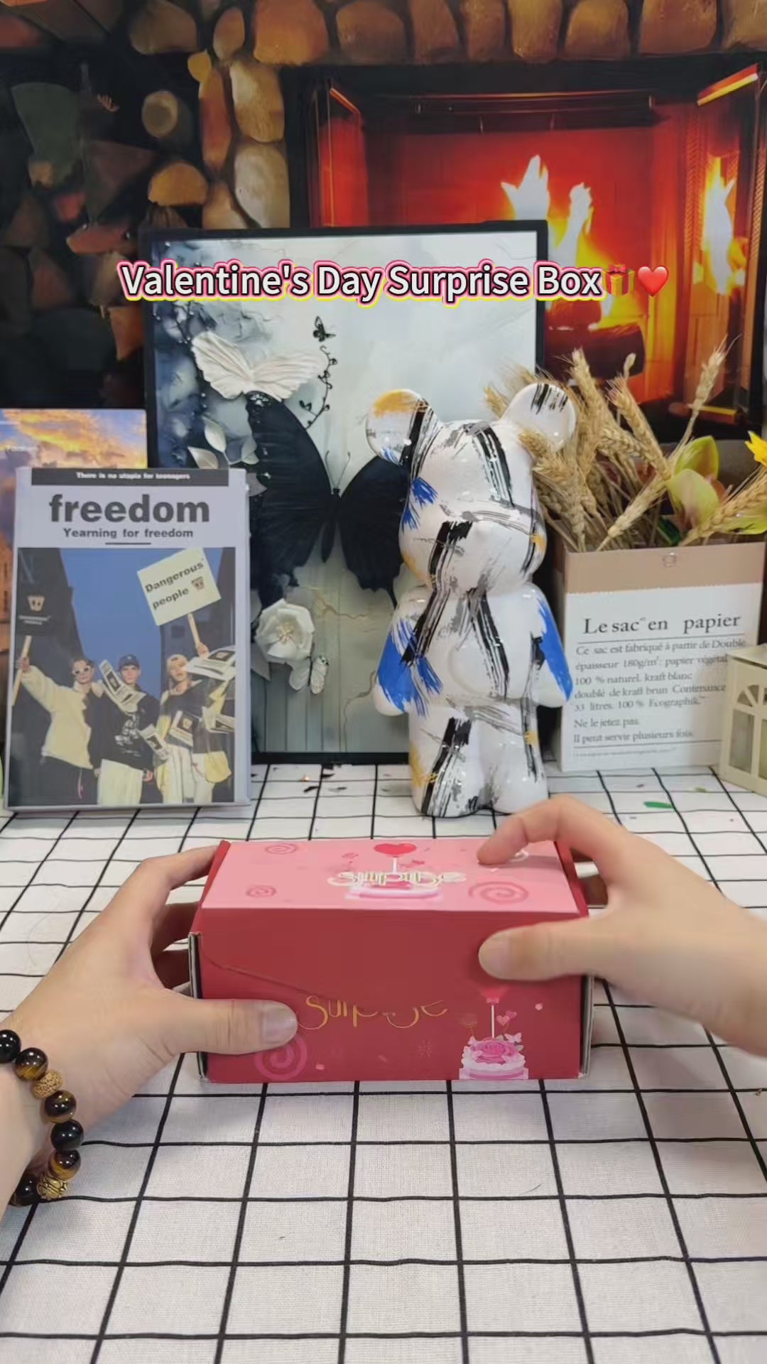 Valentine Surprise Explosion Gift Box – Jumping Love Box Set (12 Pieces)