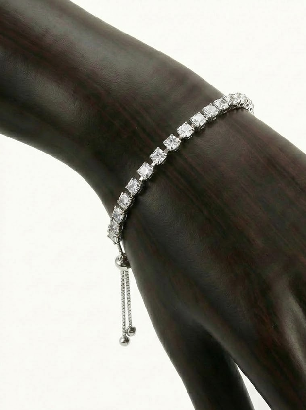 Luxe Spark Adjustable Rhinestone Bracelet – Elegant Statement Wristband